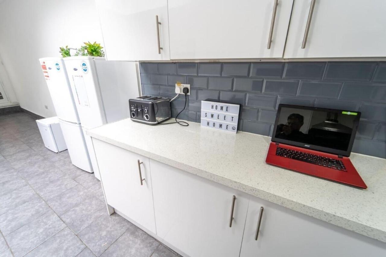 Studio Close To Selly Oak Train Station Birmingam Exterior foto